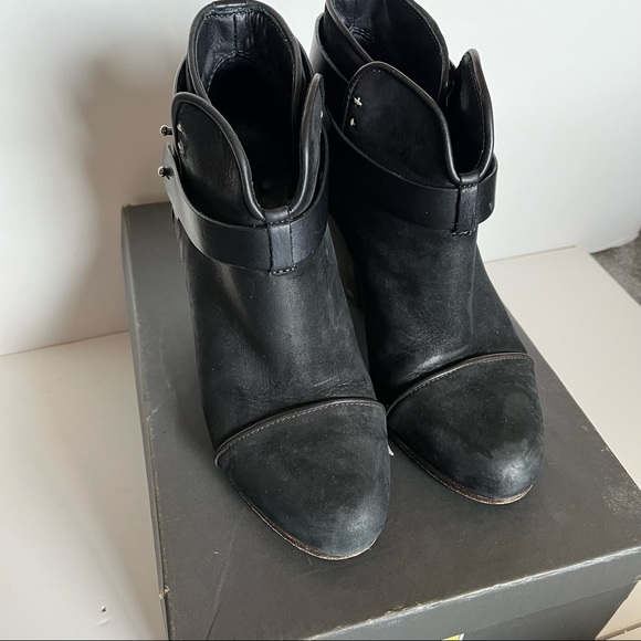 Rag & Bone Black Harrow booties SIZE 8 - Picture 2 of 5